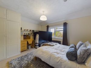 Bedroom 2.1- click for photo gallery